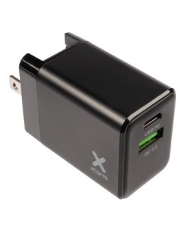 XA020: Cargador de corriente 1xUSB-C PD 18W + USB QC3.0 18W. Incluye adaptadores EU y UK.